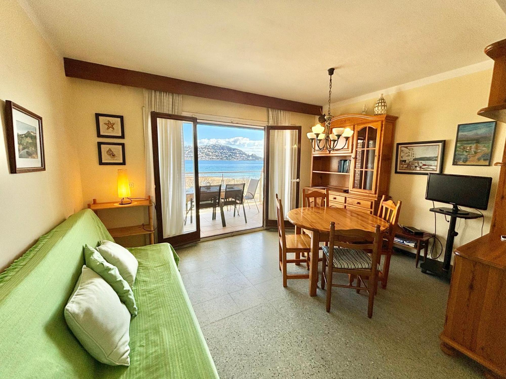 Rhodes Apartment Roses Luaran gambar